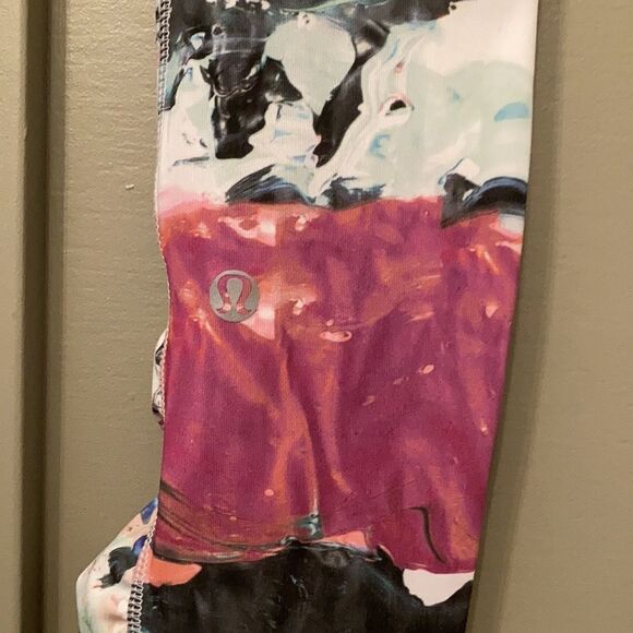 Lululemon Speed Tight III Full-On Luxtreme Pigment Wave Multi / Black / Plum 4 - Picture 10 of 12